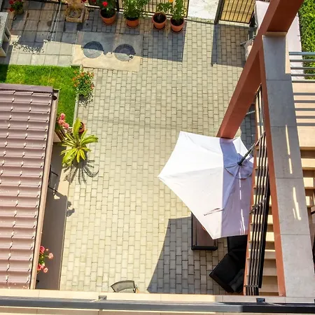 Casa Helena بيت ضيافة