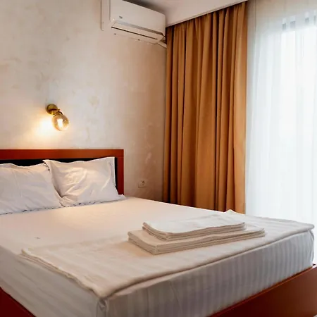 Vendégház Casa Helena 3*