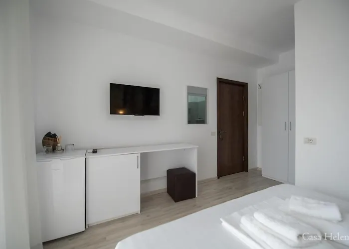 Casa Helena בית הארחה אפורי נורד