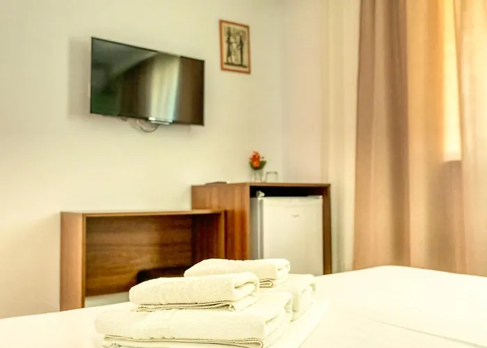 Casa Helena אפורי נורד